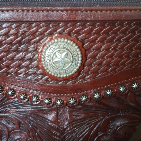 Hand tooled leather purse - Picture 7 of 8